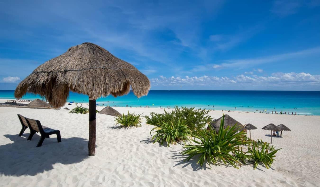 Altus Homes By Andiani Travel Cancún Exterior foto